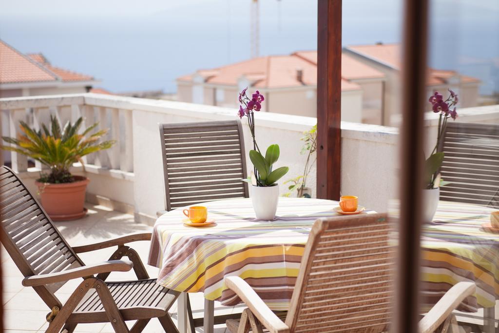 Apartments Tino Makarska Bilik gambar